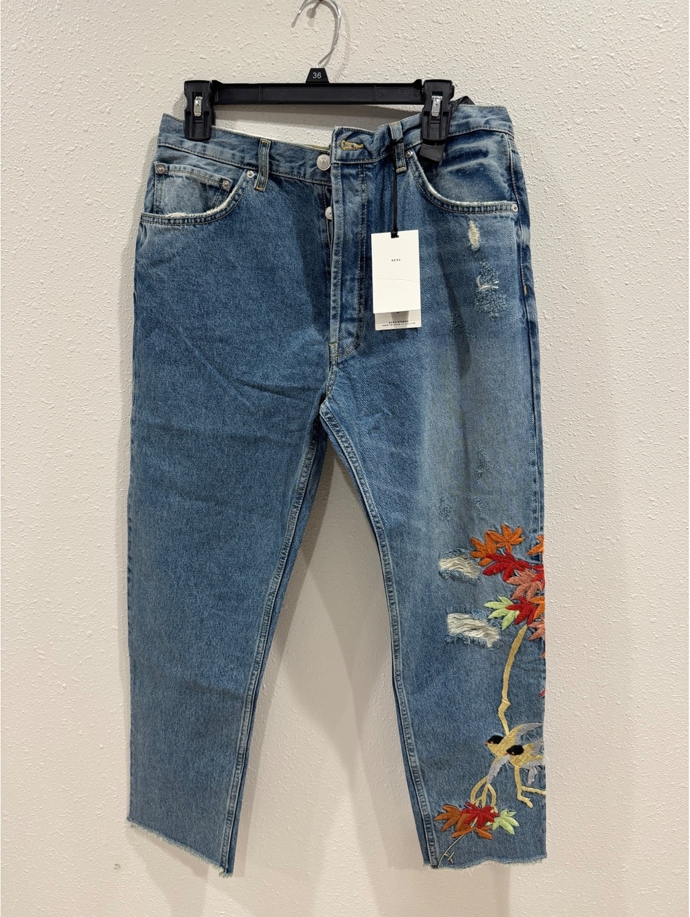 Zara High Rise Relaxed Embroidered Jeans US 10